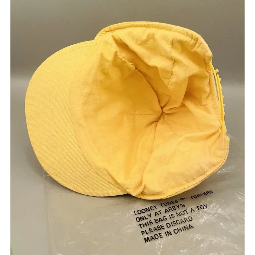 Looney Tunes Tweety Bird SnapBack Hat Plush Cap 1989 Arby’s Toppers Cartoons